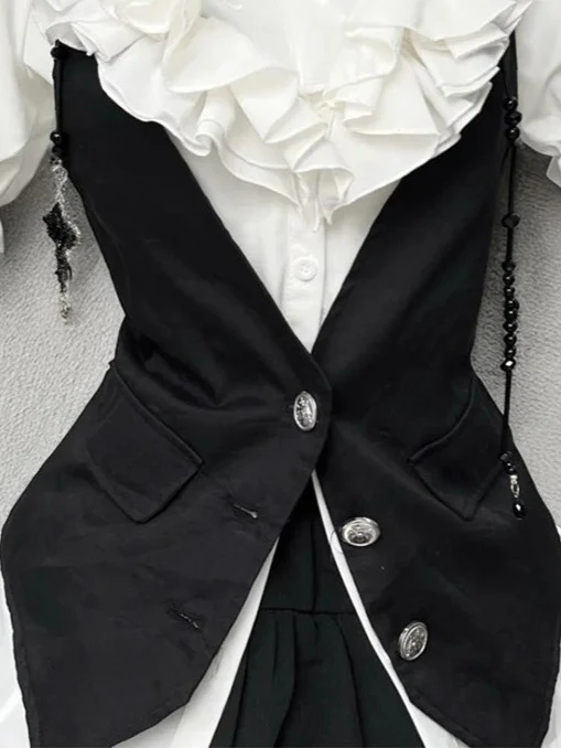 ’Scholar Chic'Vintage-Style Shirt, Vest & Mini Skirt Three-Piece Set