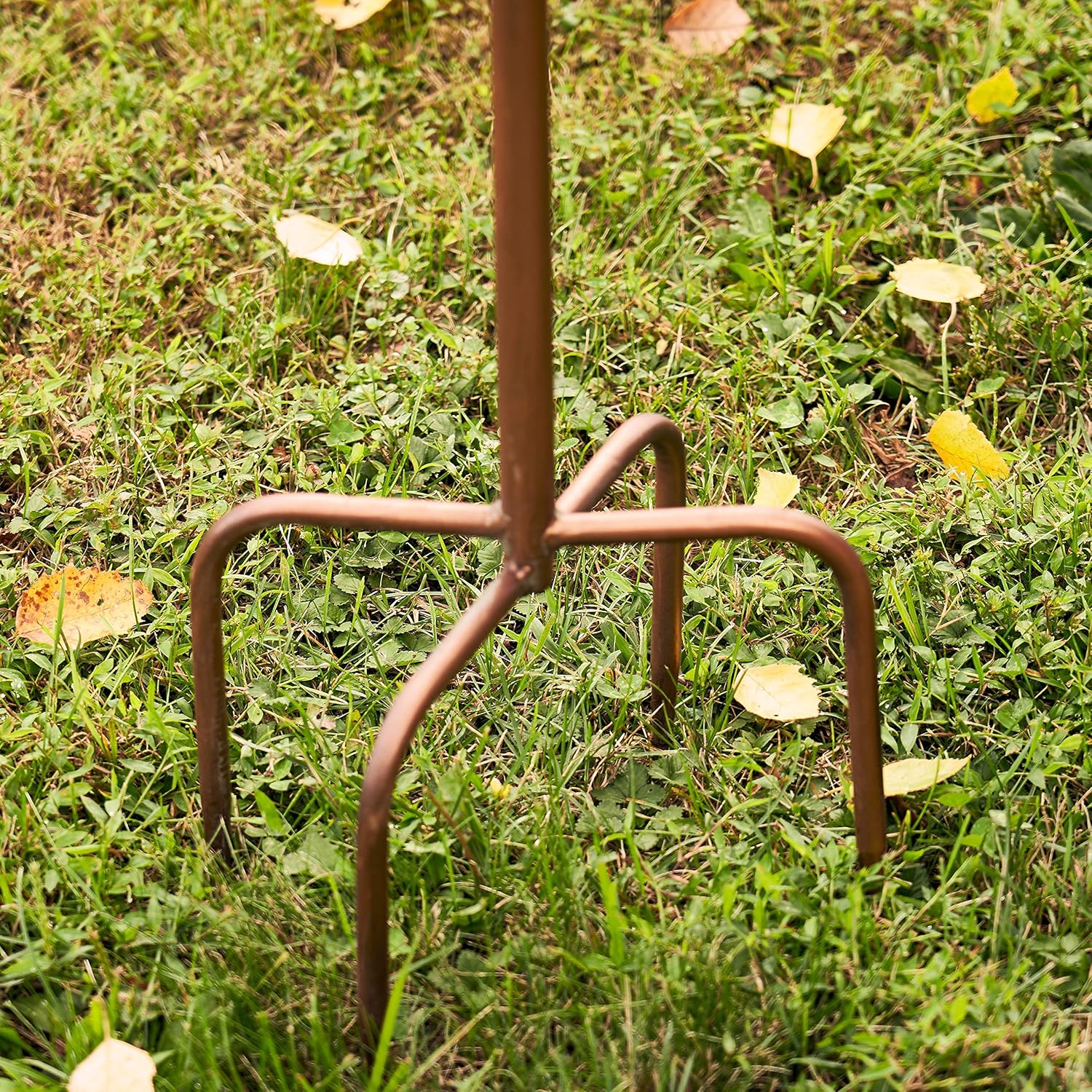 Zaer Ltd. Large Copper Colored Multi-Birdhouse Stakes, Room for 4 Bird Families in Each (Castle Home)