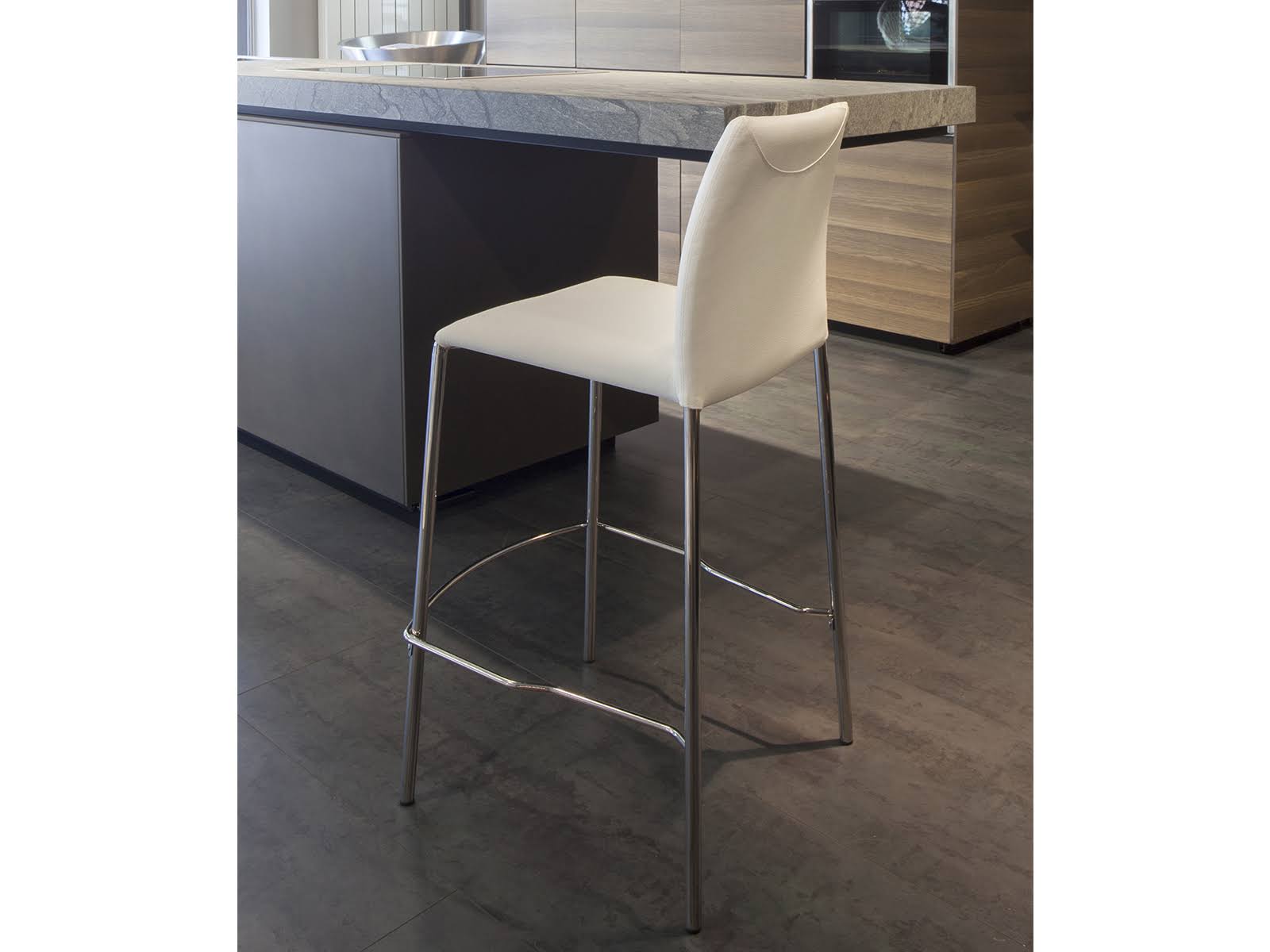 Casabianca Romi Bar Stool White Leather Chrome