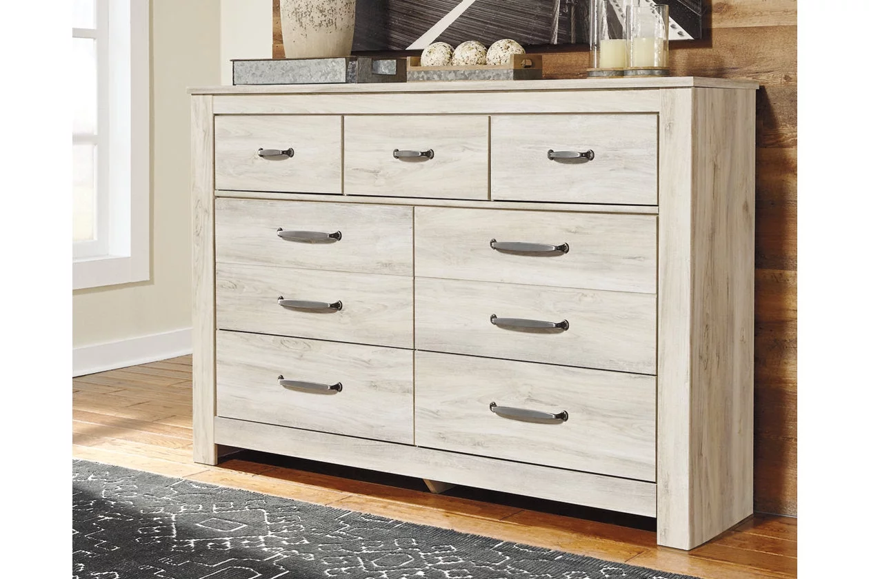 Ashley Furniture Bellaby 7 Drawer Dresser in Whitewash