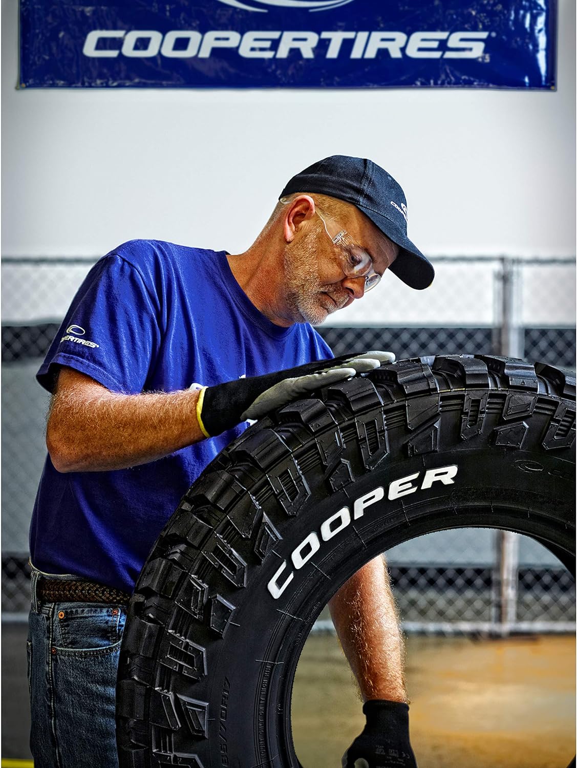 Cooper Discoverer SRX All-Season 265/70R17 115T Tire