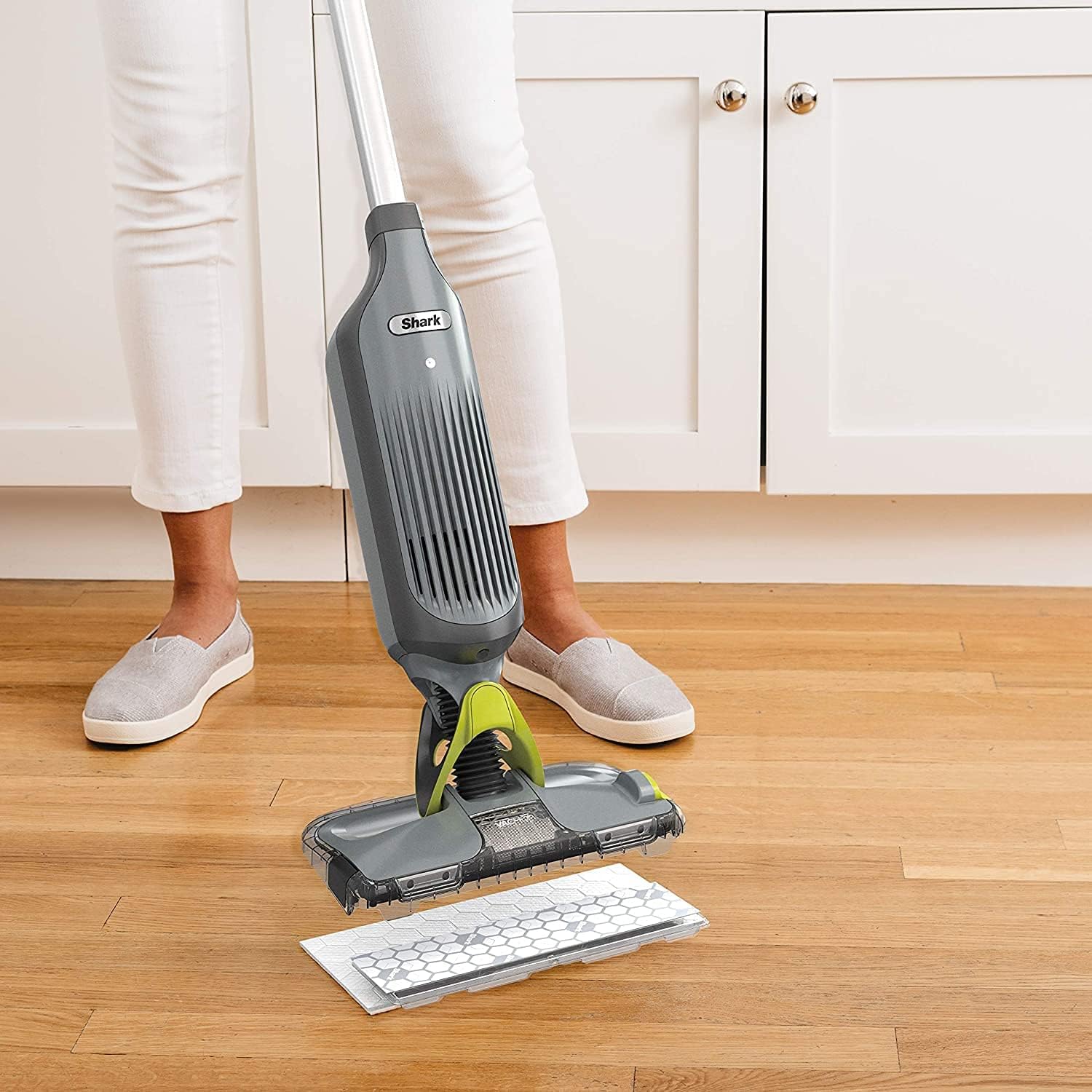 Shark VM252 VACMOP Pro Cordless Hard Floor Vacuum Mop with Disposable Pad, Charcoal Gray (VM252) (Renewed)