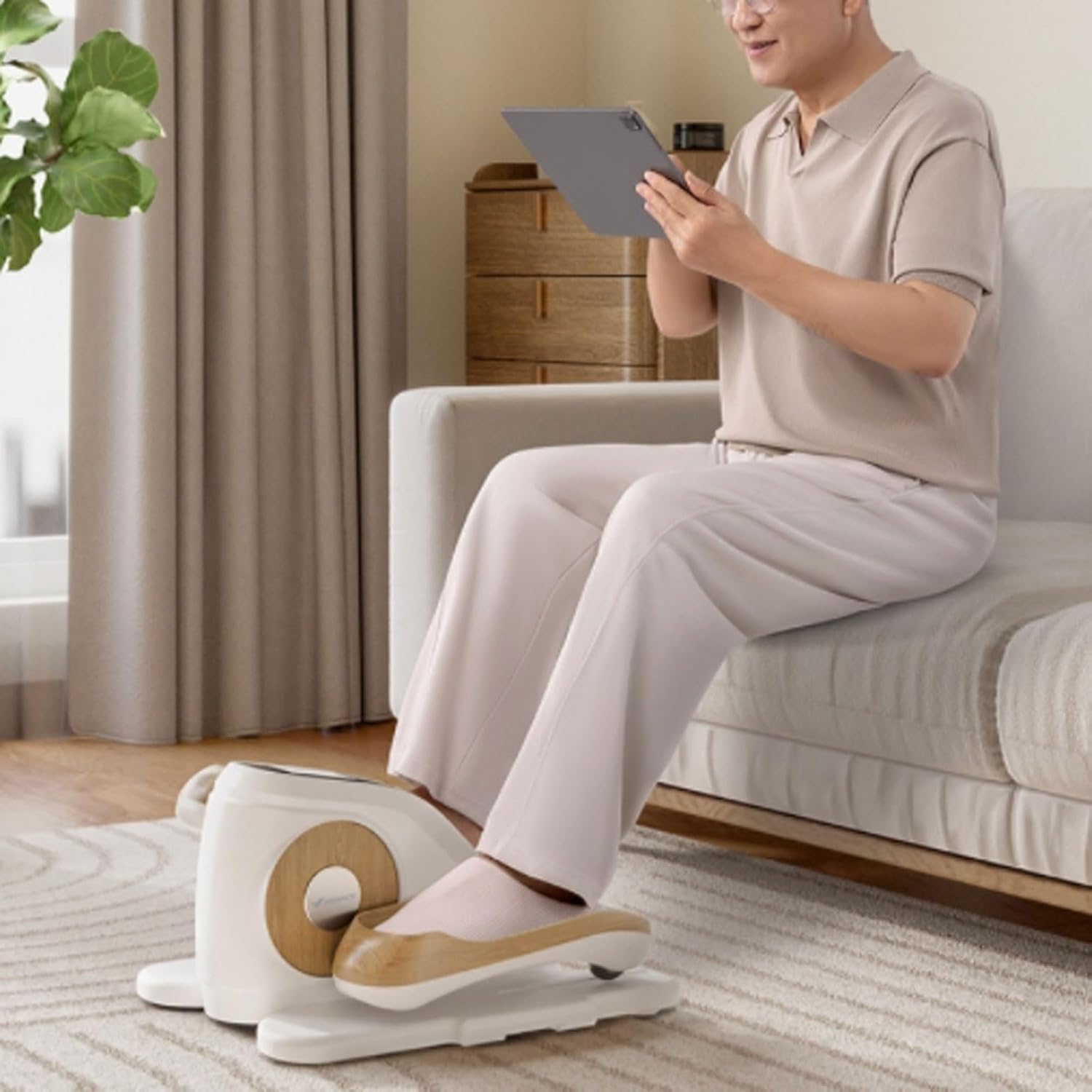 Pedal Exerciser for Seniors, Home Under Desk Elliptical, Electric Step Machine, Foot Pedal Exerciser, Portable Foot &Leg Pedal Exerciser Rehabilitation Exercise Training Equipment for Seniors ，for Sen