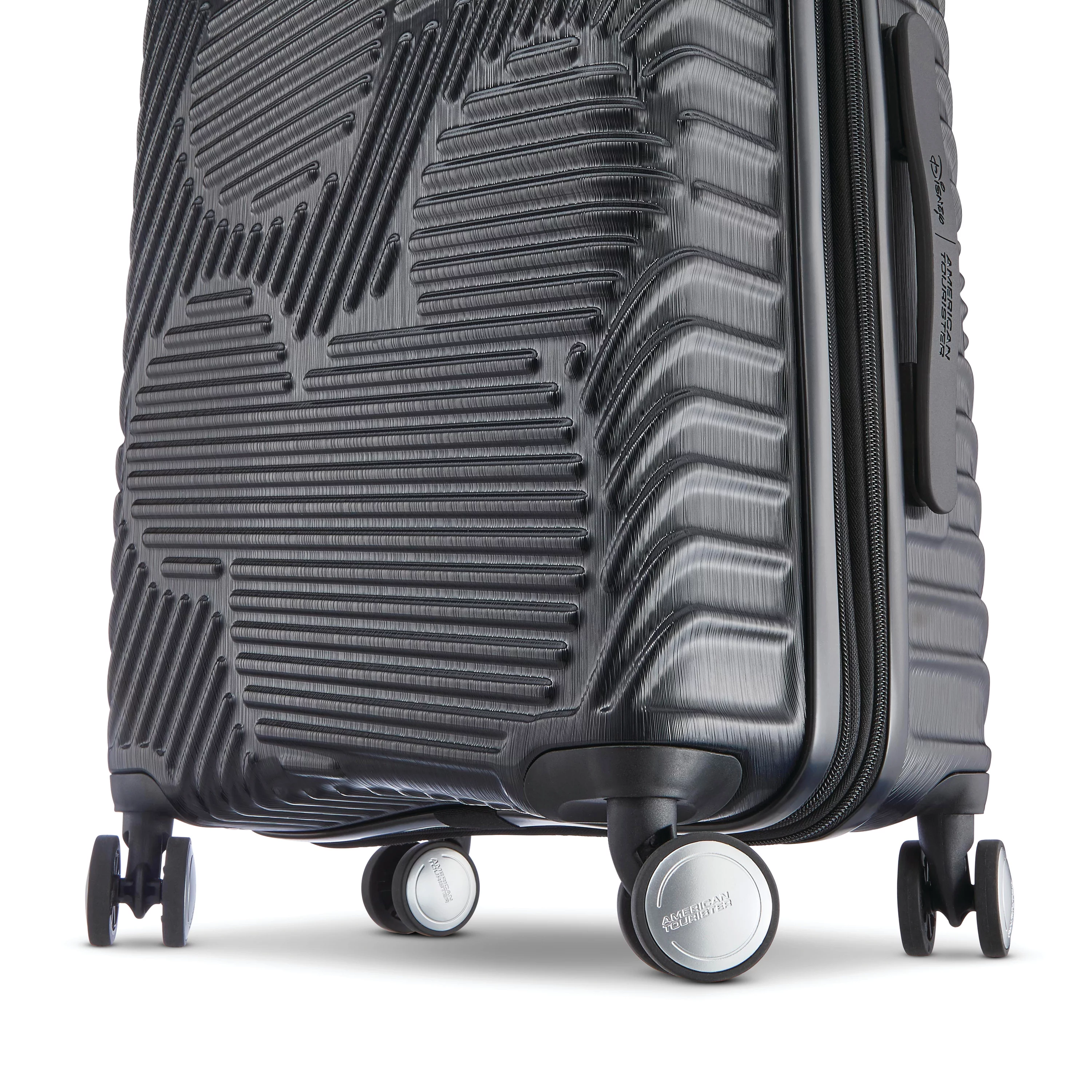 American Tourister Disney Mickey Mouse 21-inch Hardside Spinner, Carry-On Luggage, One Piece
