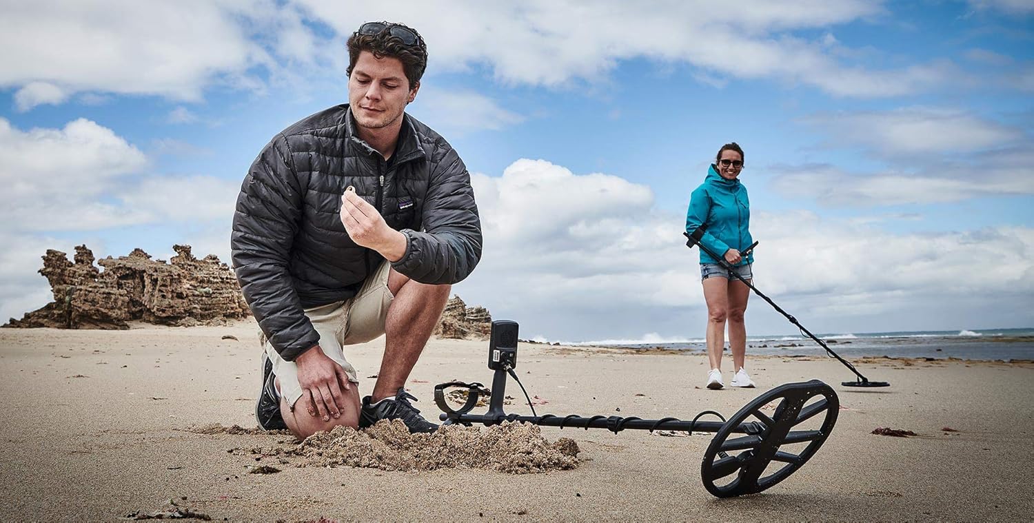 Minelab Equinox 600 Multi-Purpose Metal Detector with EQX 11" Double-D Smart Coil + PRO-FIND 35 Precision Pinpointer