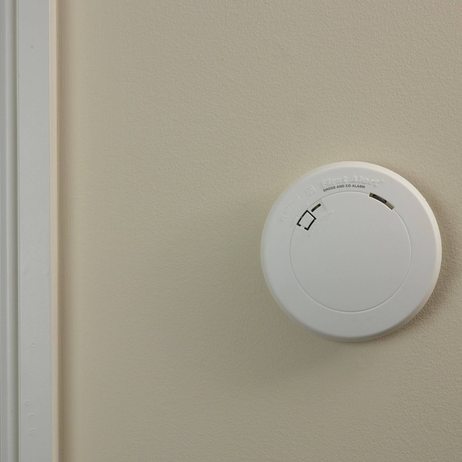 First Alert Prc710 10-Year Combination Carbon Monoxide and Photoelectric Smoke