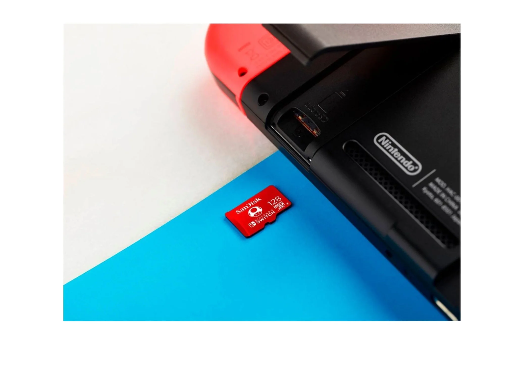 Nintendo Switch – OLED Model with White Joy-Cons and 128GB Micro SD-Card