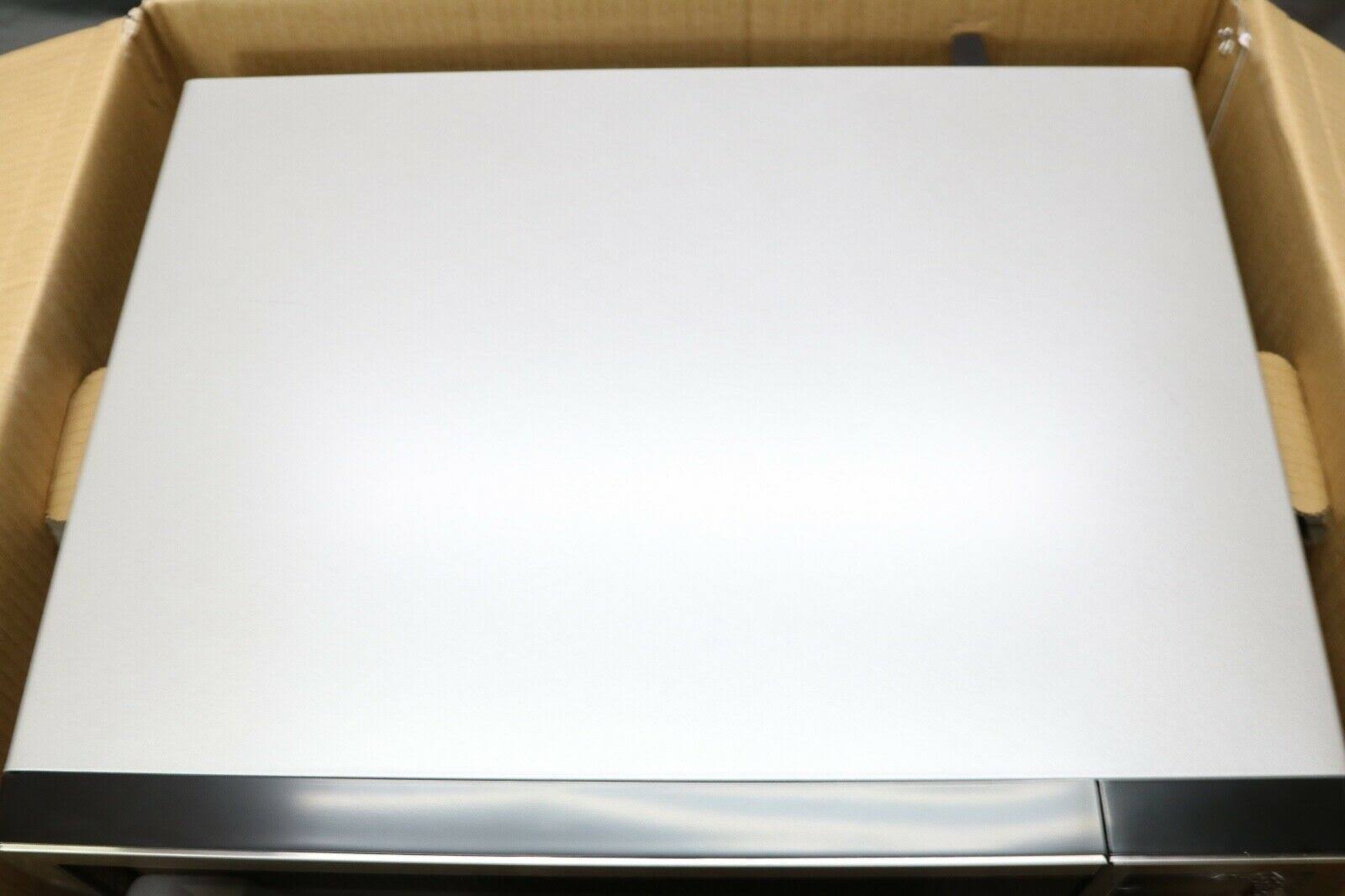 Panasonic NN-SD69LS 1100W Countertop Microwave Oven - Stainless Steel