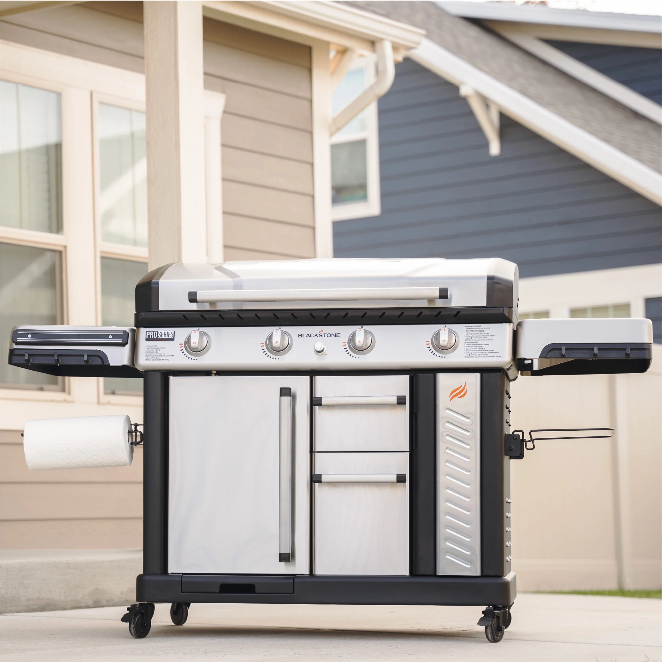 Blackstone ProSeries 4-Burner 36 Propane Griddle with Stainless Steel Cabinet and Hood