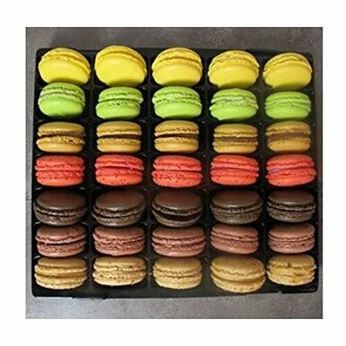French Macarons Assortment - Classic Selection - 6 Flavors - 35 Pieces