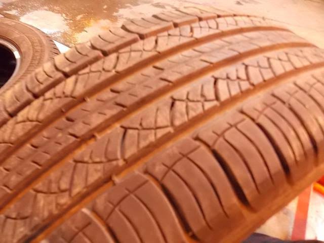 Michelin Latitude Tour HP 225/65R17 Tire 102H