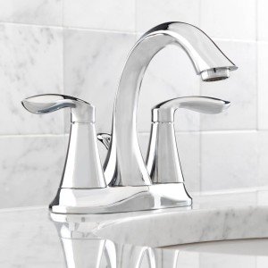 Moen Eva Oil-Rubbed Bronze Two-Handle Centerset Lavatory Faucet with Drain Assembly, Sink Faucet Bathroom 3-Hole for Standard 4-inch Countertop Setup, 6410ORB