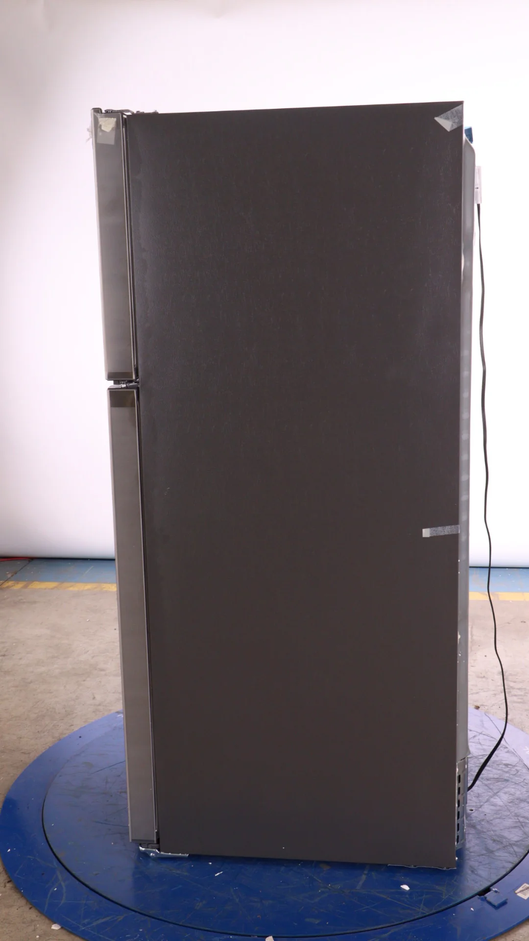 FRIGIDAIRE GALLERY 30 IN. 20.0 CU. FT. STAINLESS STEEL TOP FREEZER REFRIGERATOR - FGHT2055VF