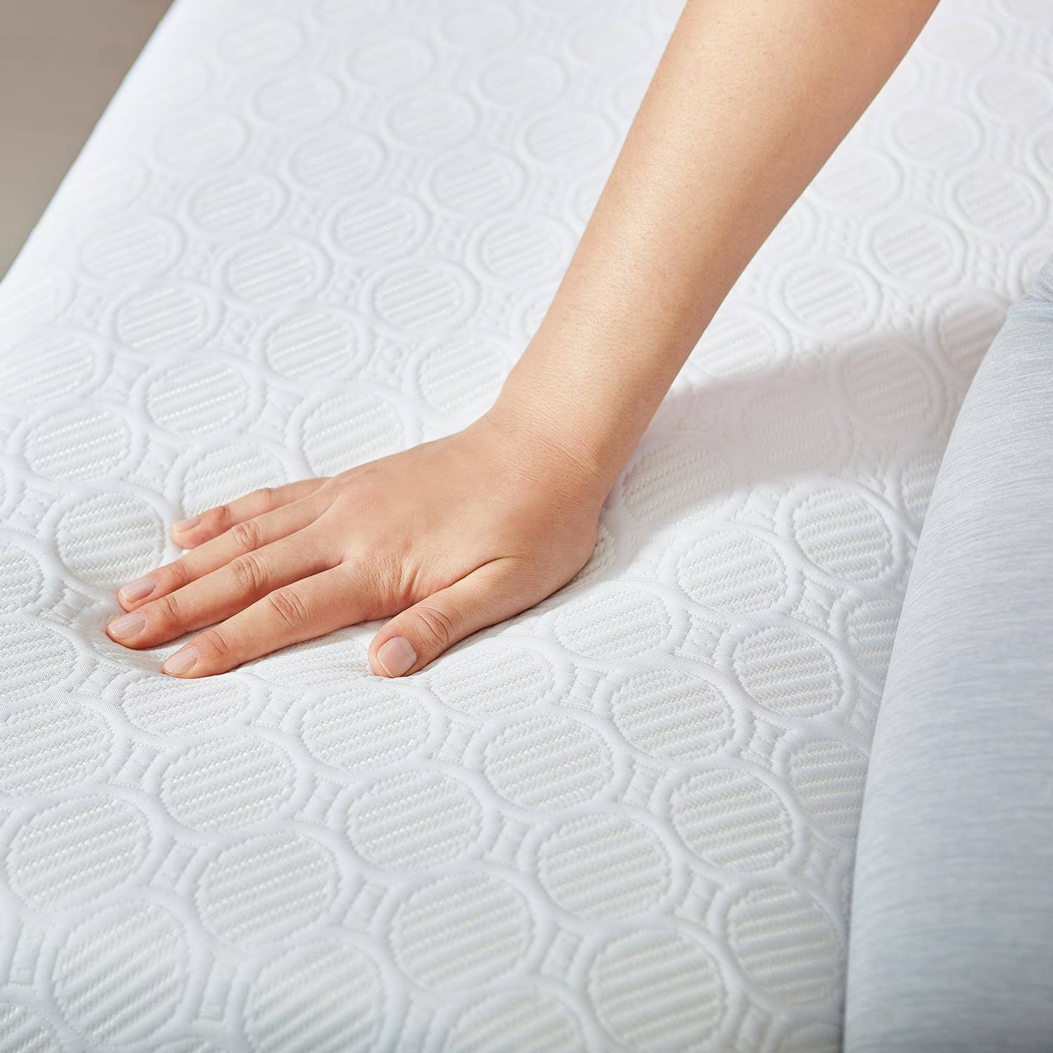 Sleep Innovations - Shiloh 12-Inch Memory Foam California King Mattress - White