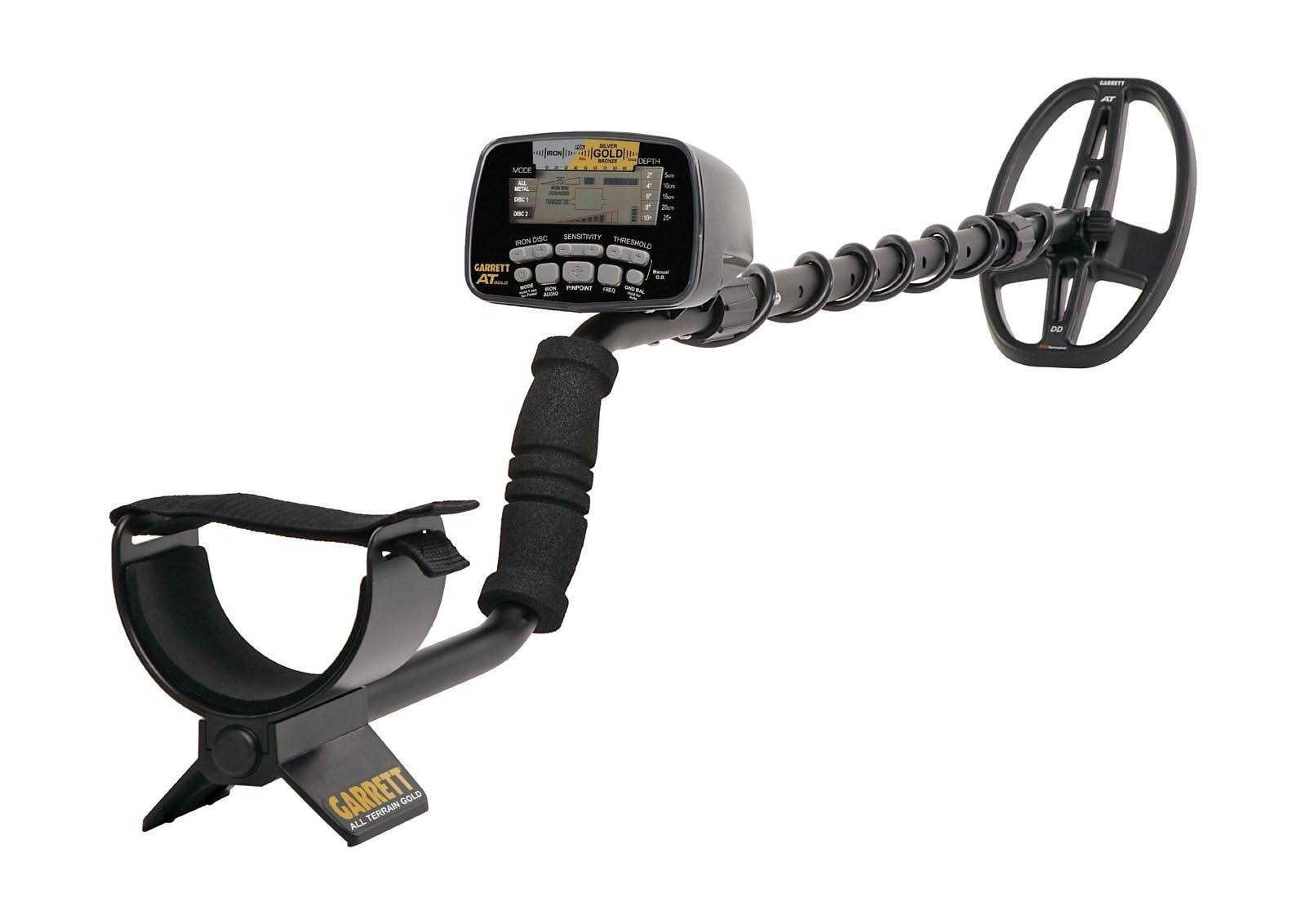 Garrett at Gold Waterproof Metal Detector with Headphones and ProPointer at Pinpointer