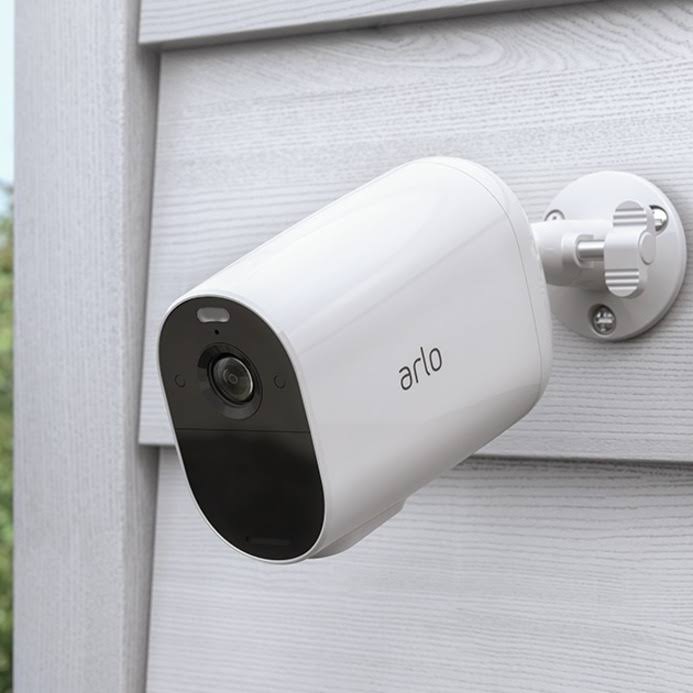Arlo Essential XL Spotlight Camera