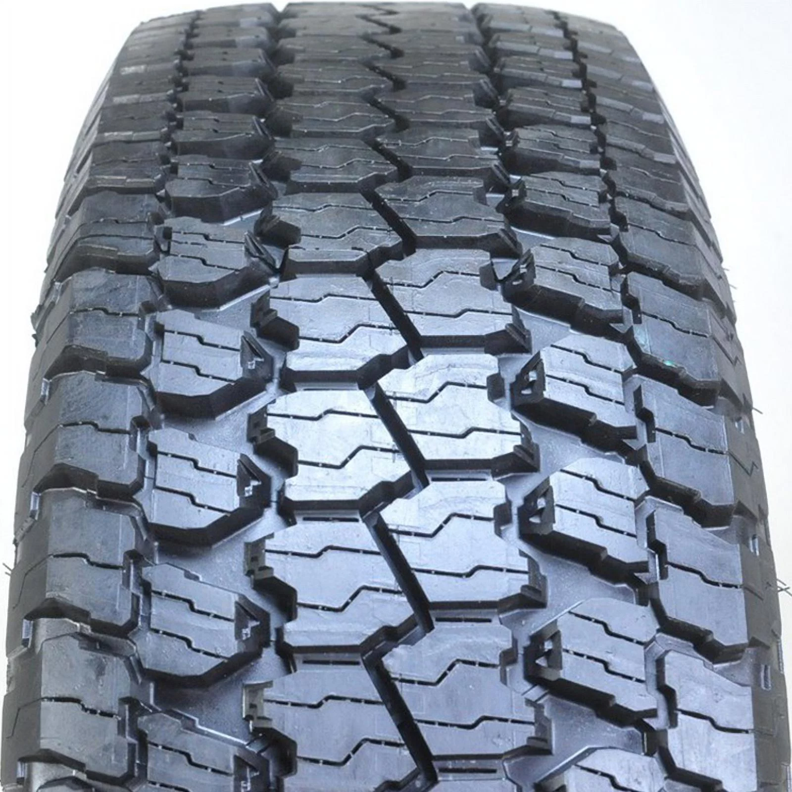 Goodyear Wrangler At/S P265/70R17 113S All-Season Tire
