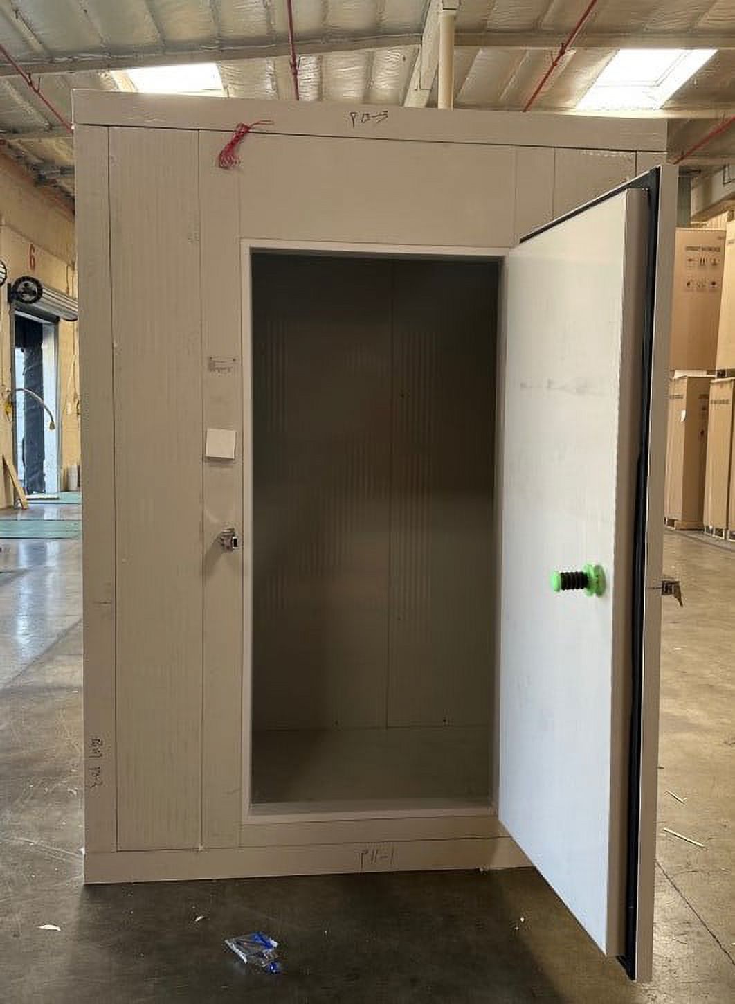 Walk-In freezer room W4-D6-H8 ft thickness 4 NSF