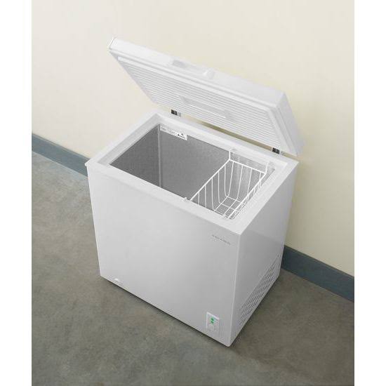 Amana AQC0501GRW Chest Freezer - 30x22 - 5 cu ft - White