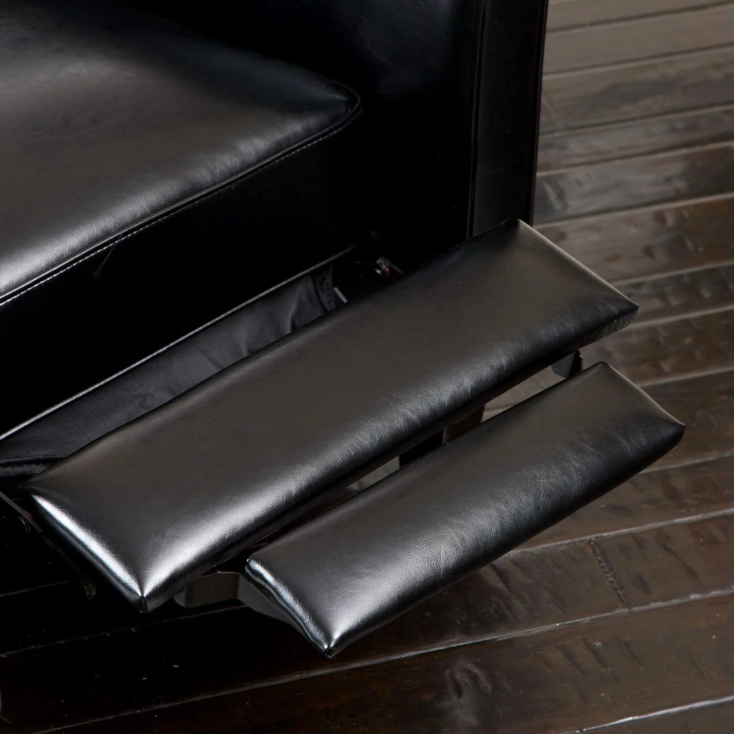Leather Recliner | Perfect For Home Or Office | Ideal Furnishing Option For Smaller Living Spaces