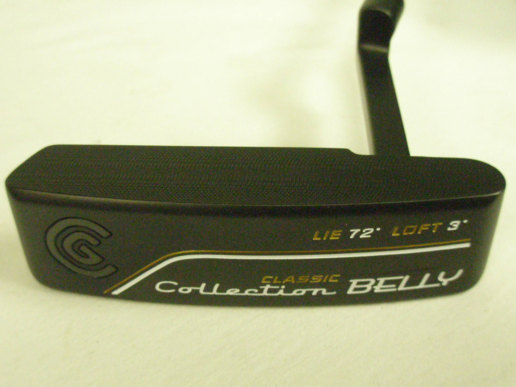 Cleveland Classic Collection Black Platinum Almost Belly Putter