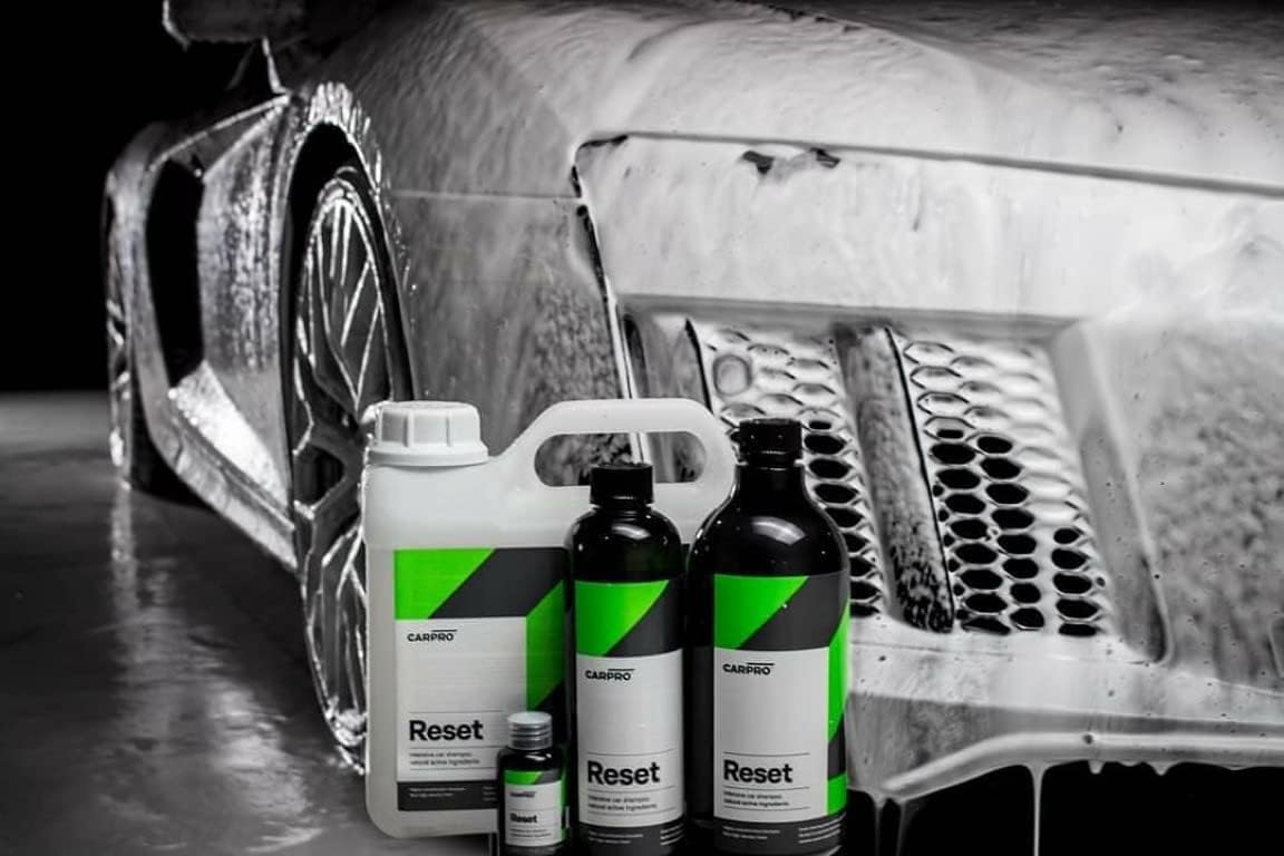 CARPRO Reset - Intensive Car Shampoo Wash Perfect Partner to Nanotechnology Based Sealants and Coatings, P-Neutral Shampoo - 4 Liter (135oz)