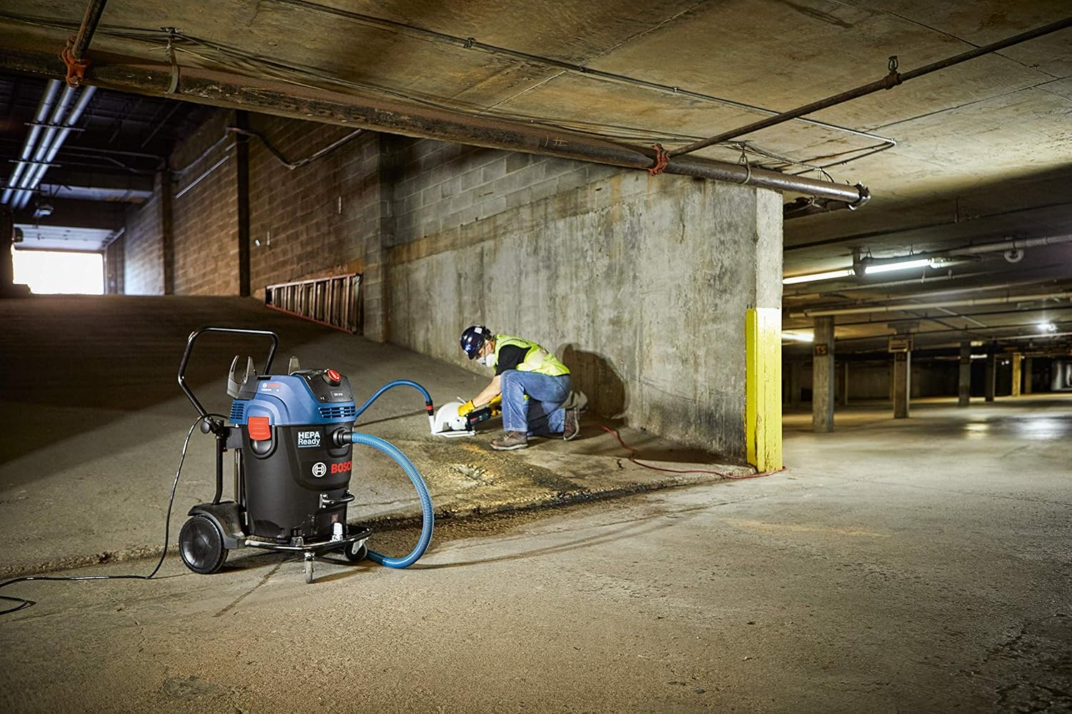 BOSCH GAS20-17AH 17-Gallon 300-CFM Dust Extractor