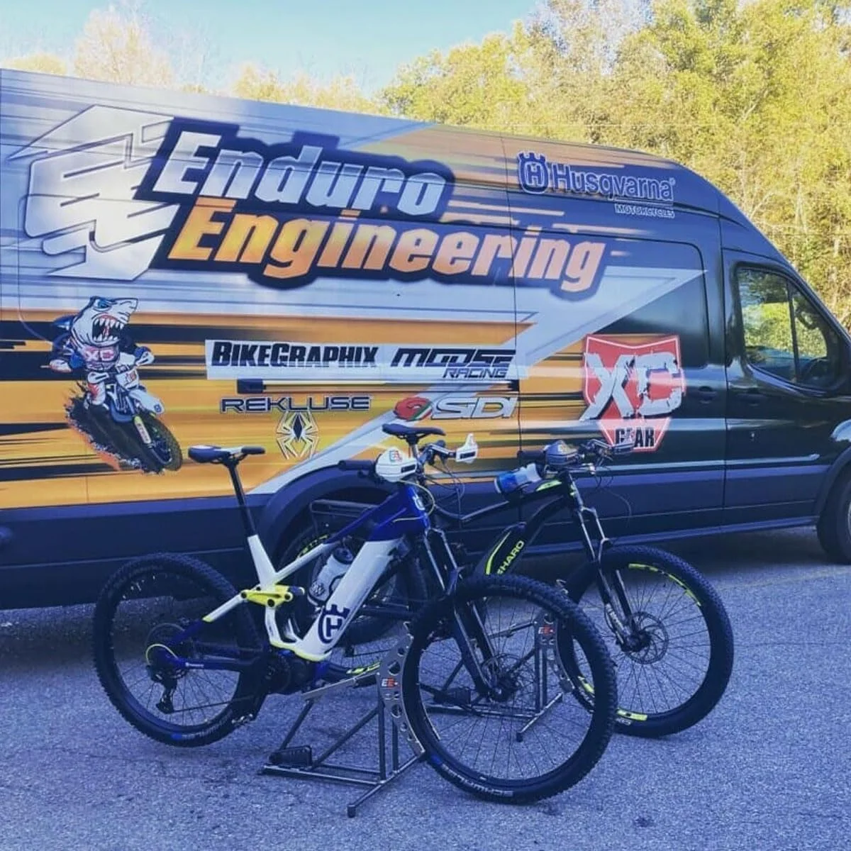 Enduro Engineering Mountain Bike or E-Mountain Bike Stand for Bike Repairs, Maintenance, Washing 41-MTB-Stand