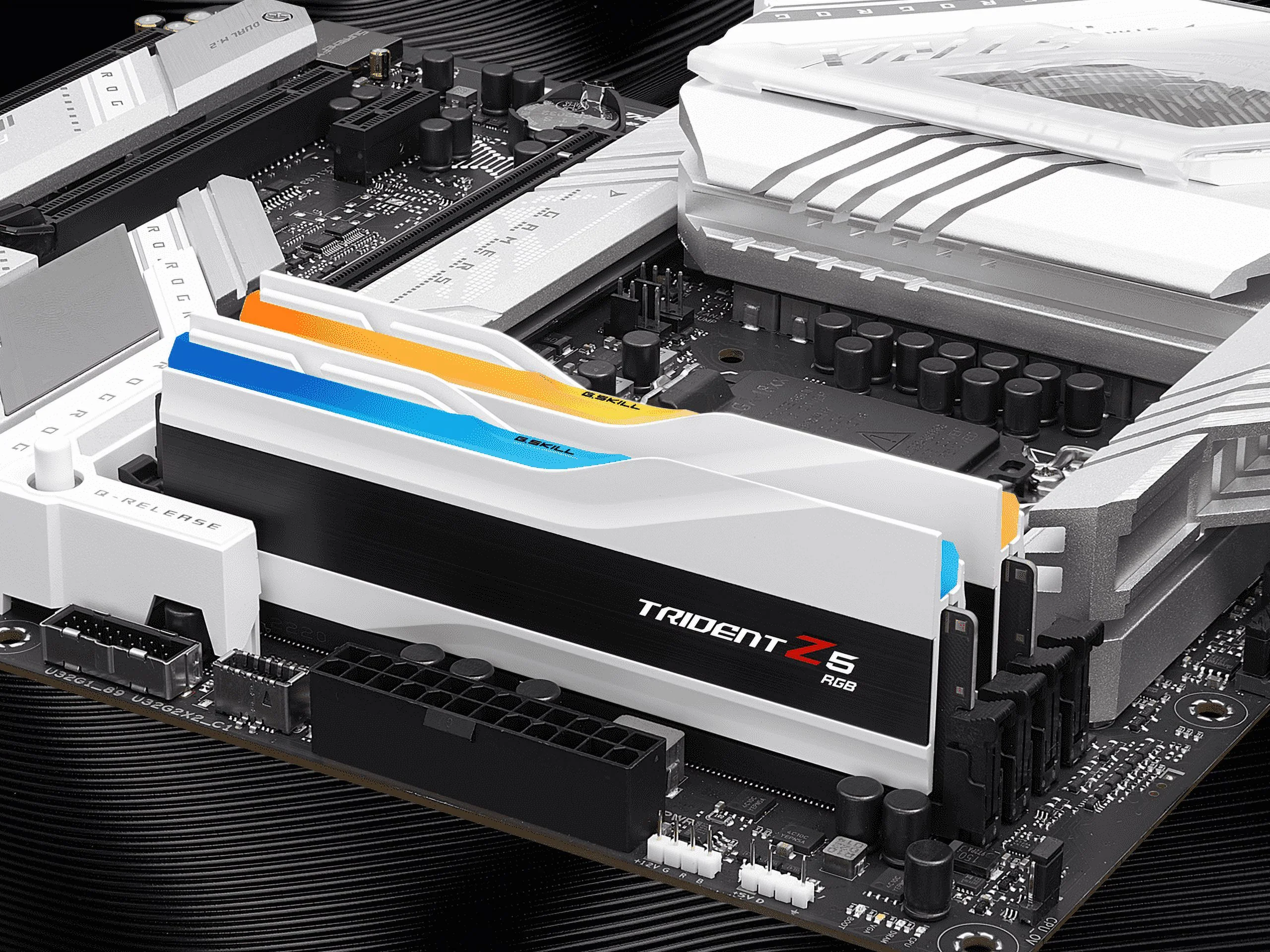 G.SKILL Trident Z5 RGB Series 48GB (2 x 24GB) 288-Pin PC RAM DDR5 7200 (PC5 57600) Desktop Memory Model F5-7200J3646F24GX2-TZ5RW