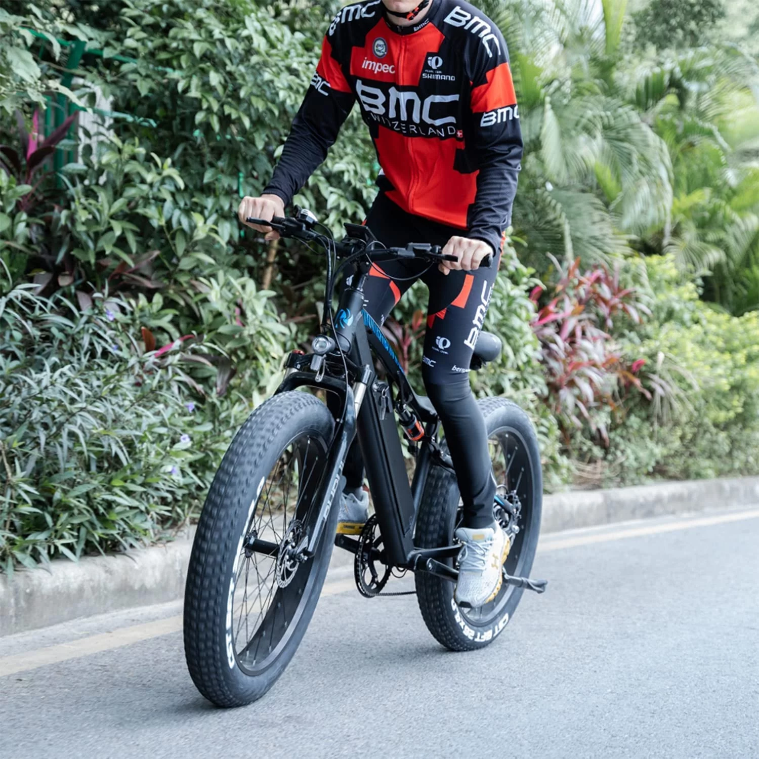 Eahora XT10 26in 750W Electric Bike up to 31MPH 48V 15Ah Adults 9 Speeds 4.0 Fat Tire Bicycle Black - Curated Treasures Market
