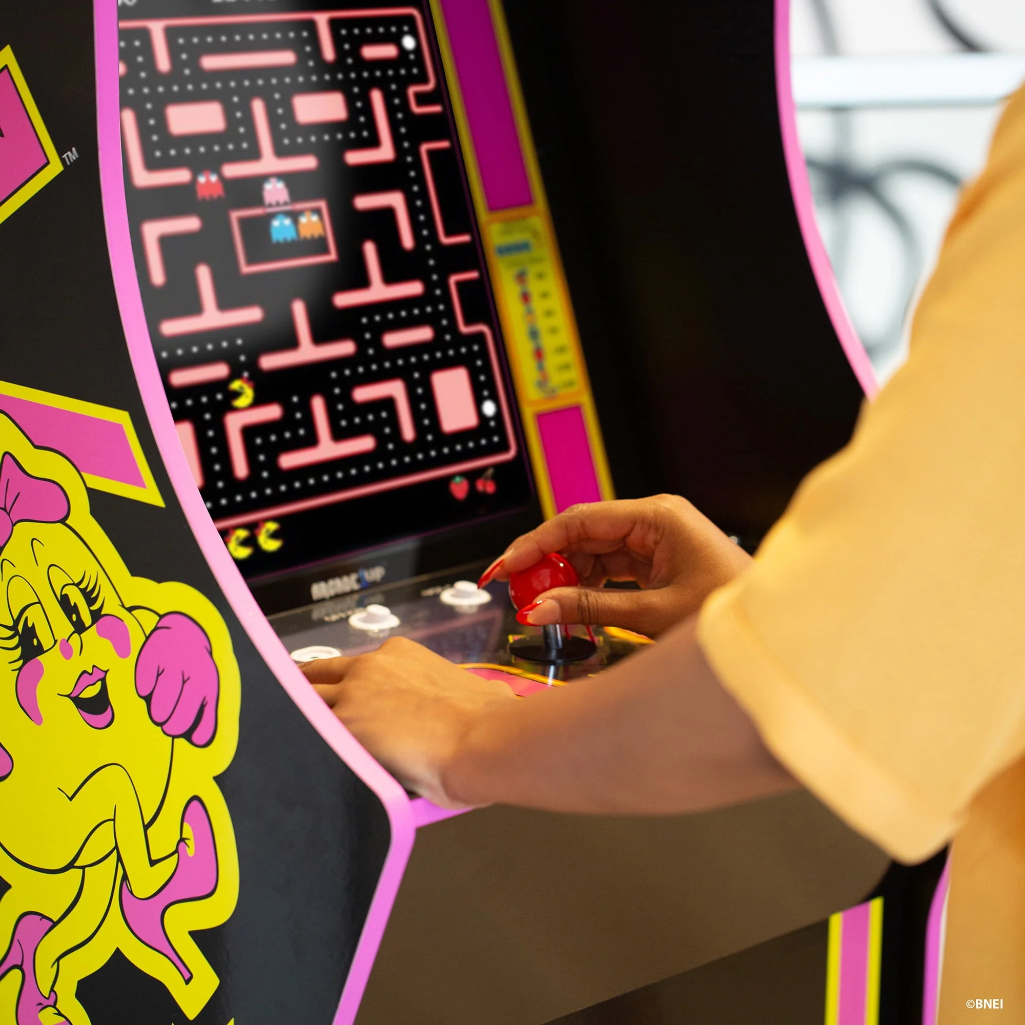 Arcade1UP - 14 Games in 1, Street Fighter II Turbo: Hyper Fighting, Legacy Video Game Arcade with Riser and Wi-Fi Live