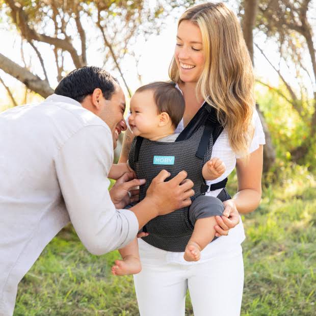 Moby Wrap Cloud Ultra-Light Hybrid Baby Carrier in Whisper