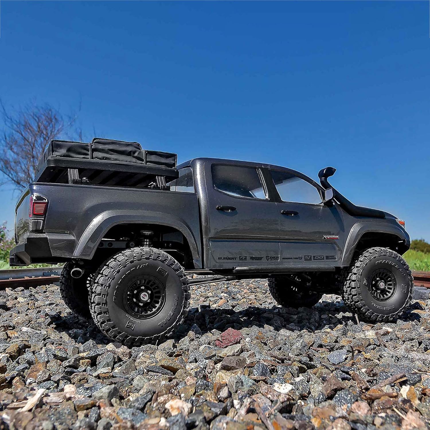 Team Associated 1/10 Enduro Trail Truck Knightrunner 4 Wheel Drive RTR Ready to Run LiPo Combo ASC40113C