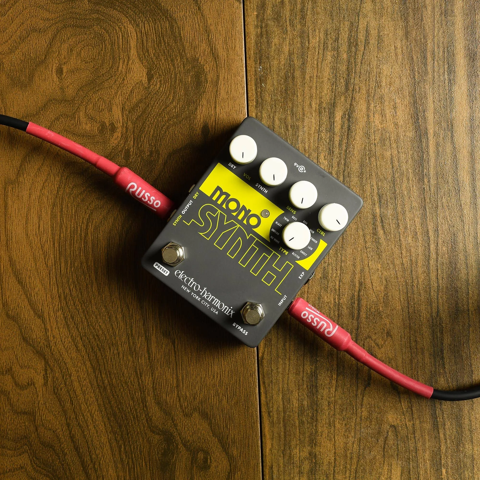 Electro Harmonix Mono Synth Guitar Synthesizer Pedal