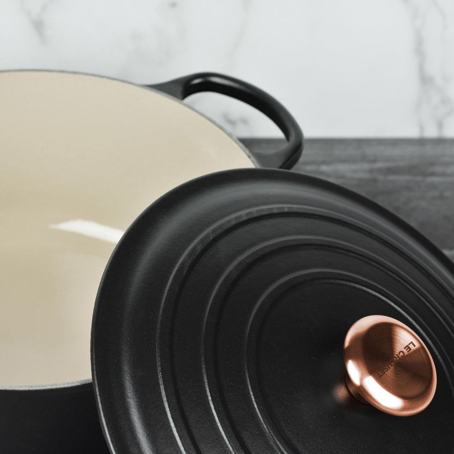 Le Creuset Signature 6.75-quart Round Wide Dutch Oven with Copper Knob (Licorice)