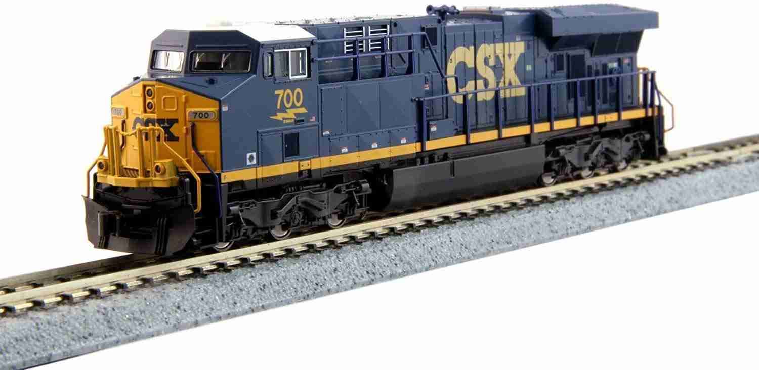 Kato KAT1768928 N ES44AC, CSX #700