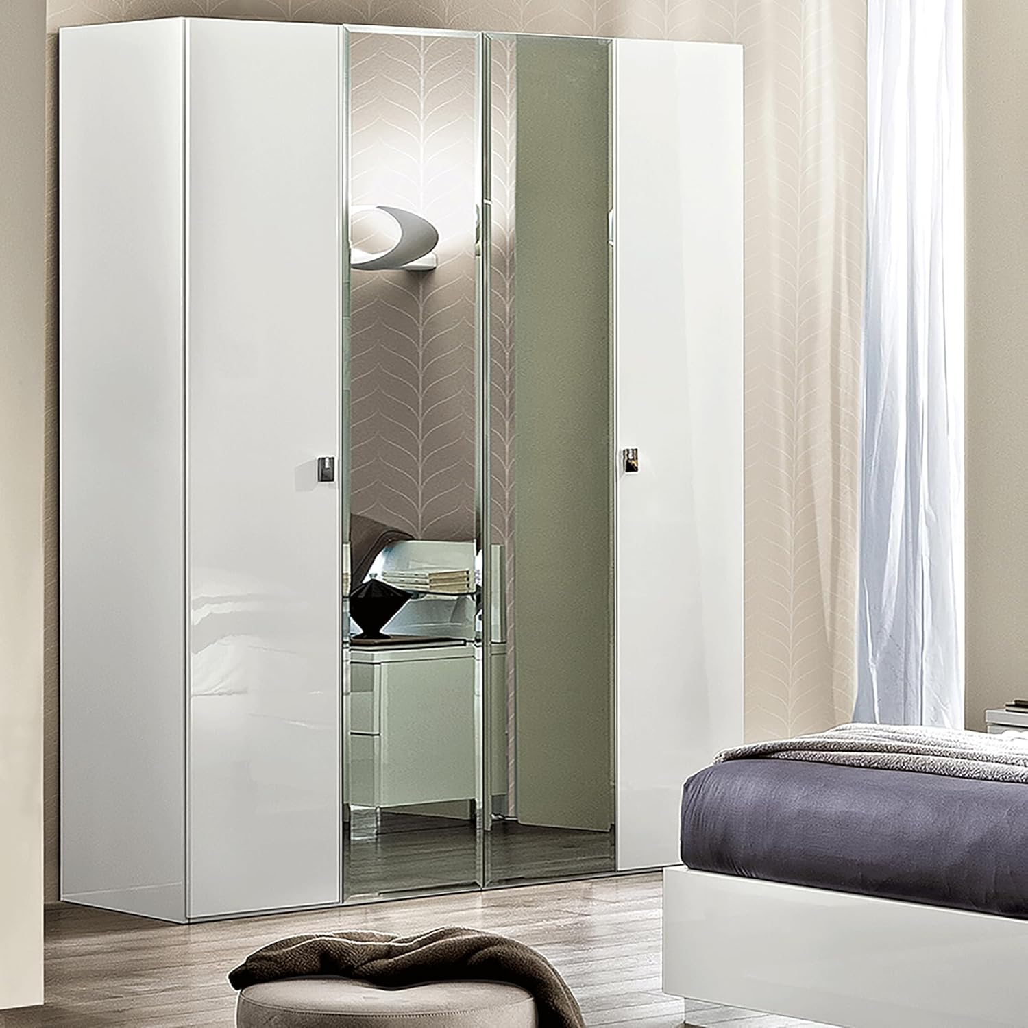 DAMA Bianca Modern Platform Bedroom 5 Pcs Bedroom Set Including Queen Bed, Single Dresser, Mirror and 2 Nightstand in White by ESF