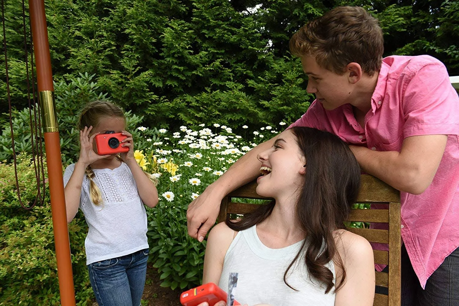 Polaroid Snap Instant 10.0 MP Compact with instant photo printer Digital Camera - Red