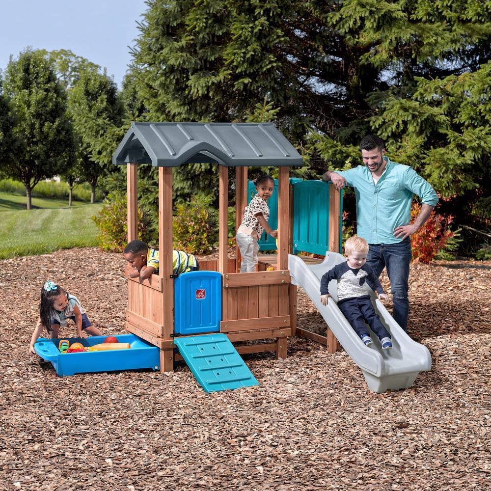 Step2 Woodland Adventure Playhouse u0026 Slide