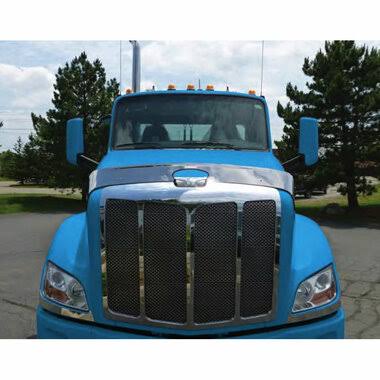Trux Accessories Peterbilt 579 Hoodshield Bug Deflector