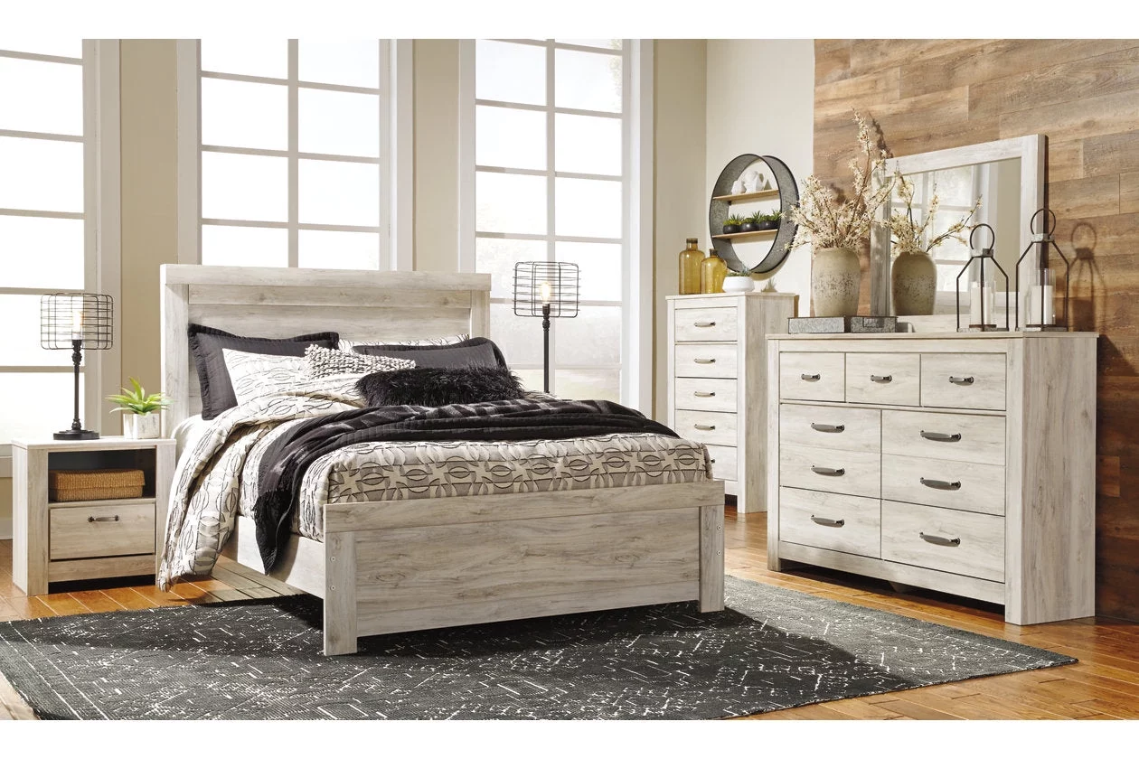 Ashley Furniture Bellaby 7 Drawer Dresser in Whitewash