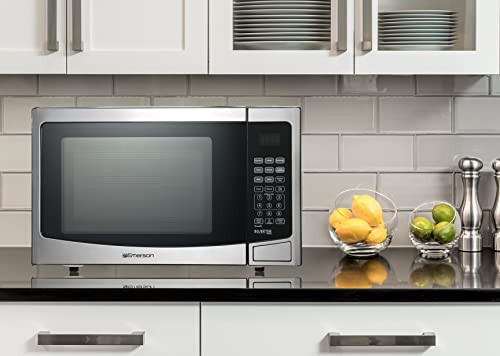 Emerson 1.2 Cu. Ft. Microwave Oven