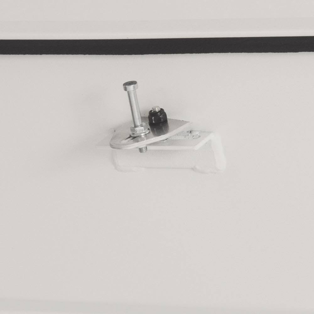 Dee Zee Dz8160Sb Hardware Series Crossover Tool Box