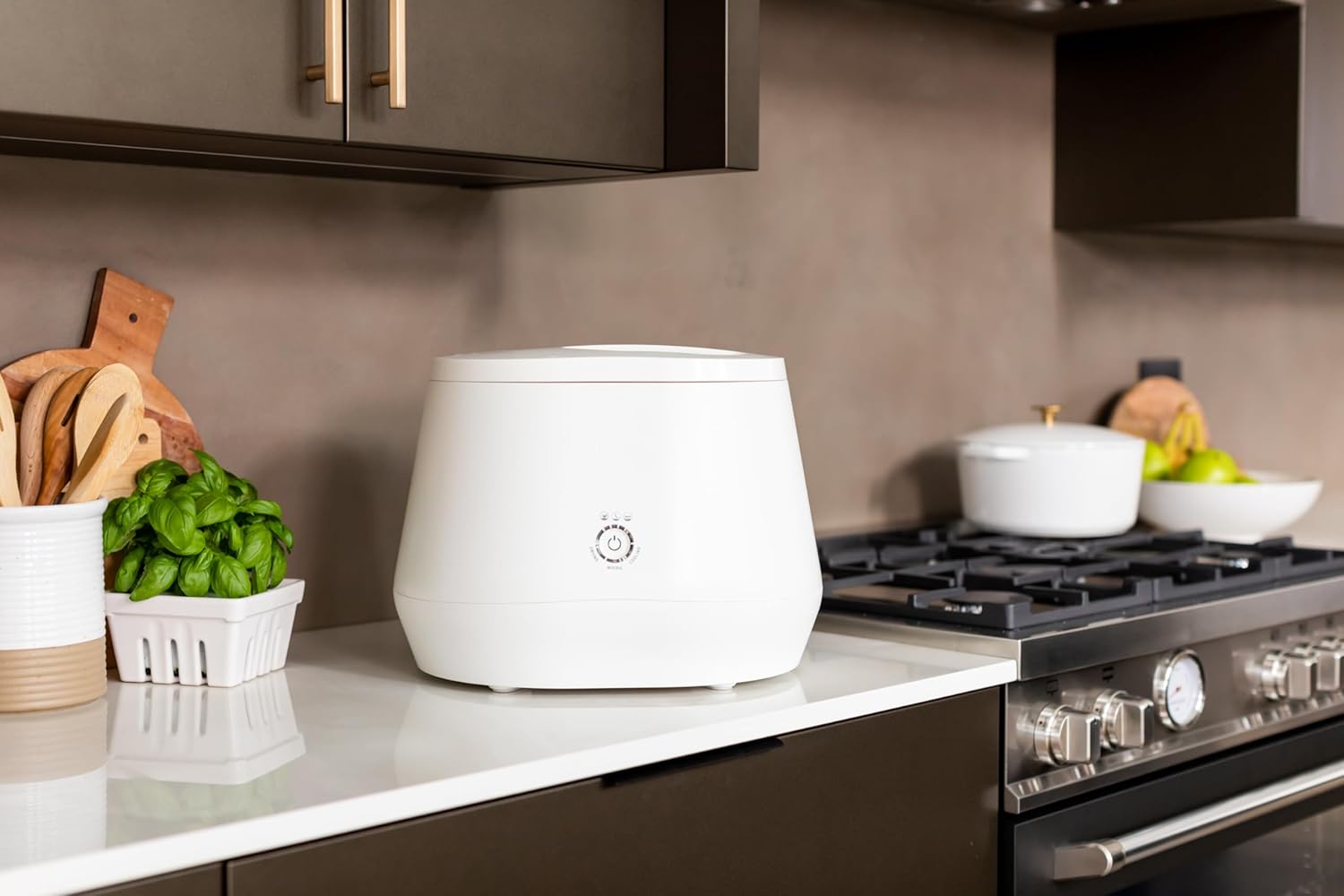 Lomi Electric Kitchen Composter Bundle (90 Cycles), 3L, World’s First Smart Waste Home Food Upcycler, Single Button Operate, Indoor Compost