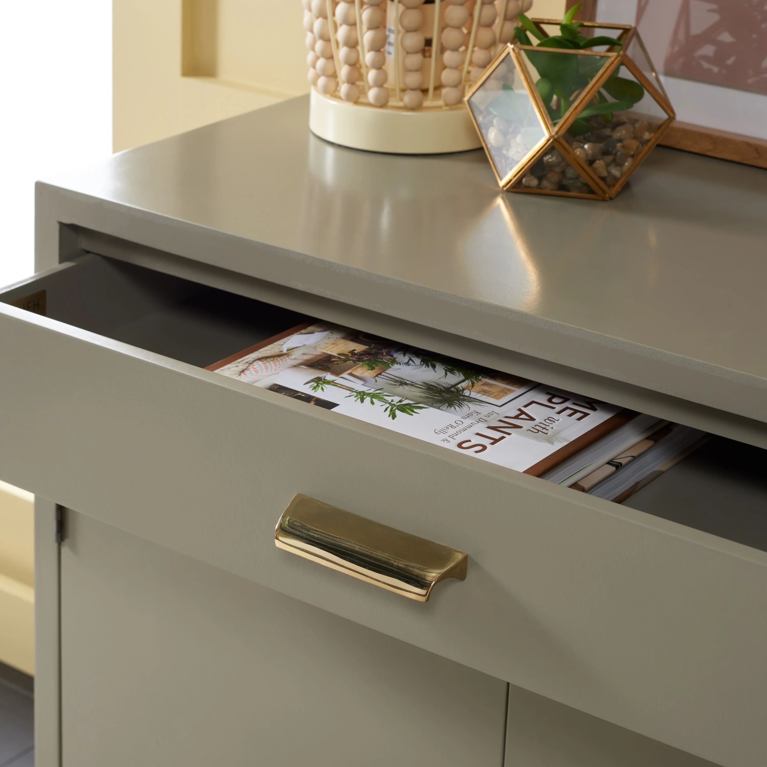 SAFAVIEH Nigel Mid-Century 2 Door 1 Drawer Chest, Grey/Brass (31.9 in. W x 15.9 in. D x 29 in. H)