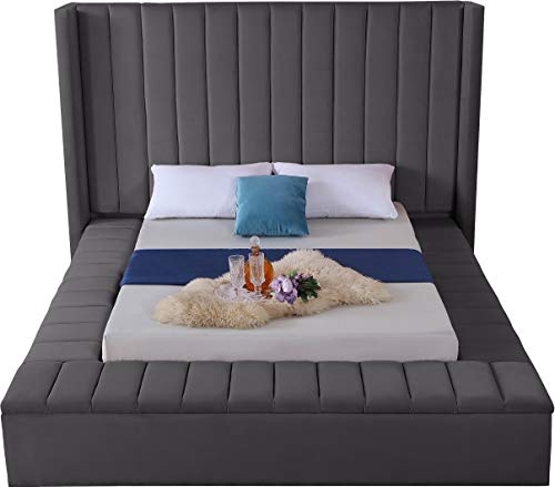 Meridian Furniture Kiki Collection Modern | Contemporary Velvet Upholsterd Bed with Channel Tufting, Siderails and Footboard Storage Compartments, Full, Cream