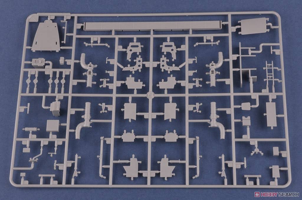 Hobbyboss 1/32 Consolidated B-24J Liberator Plastic Model Kit 83211
