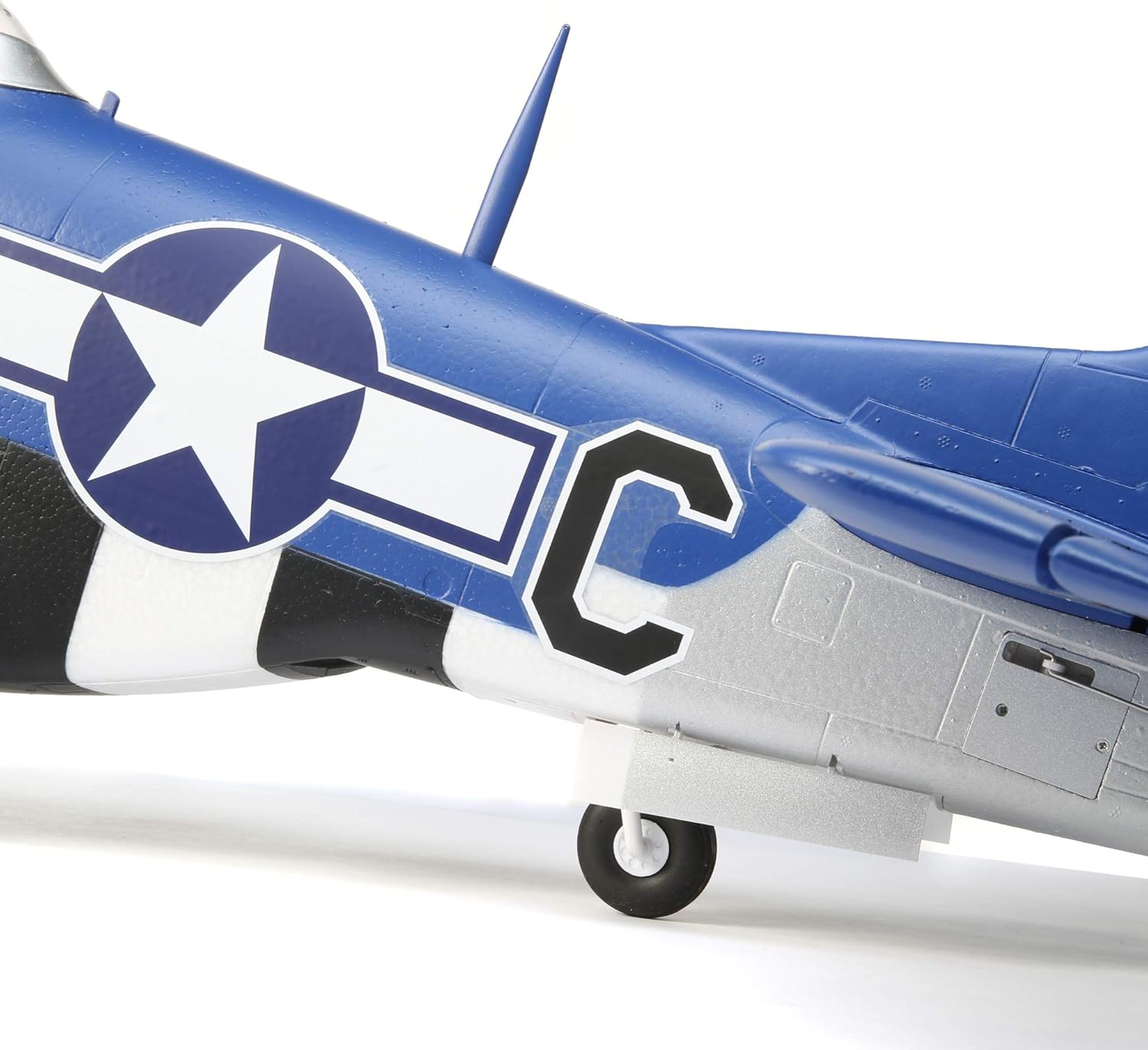 E-flite RC Airplane P-51D Mustang 1.5m BNF Basic Combo Battery Included/Transmitter and Charger not Included with Safe EFL01250C