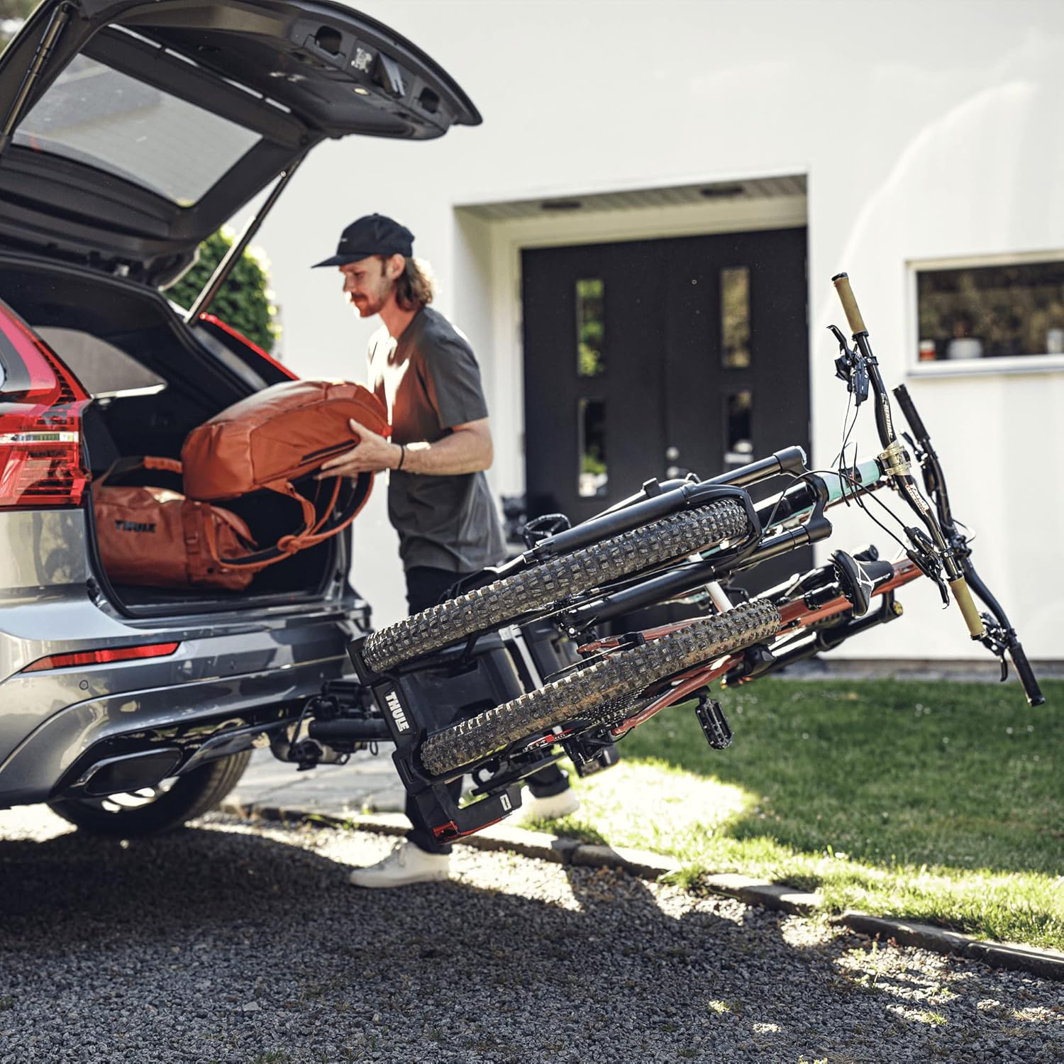 Thule 933100 EasyFold XT, 2 Bikes, 13 pin