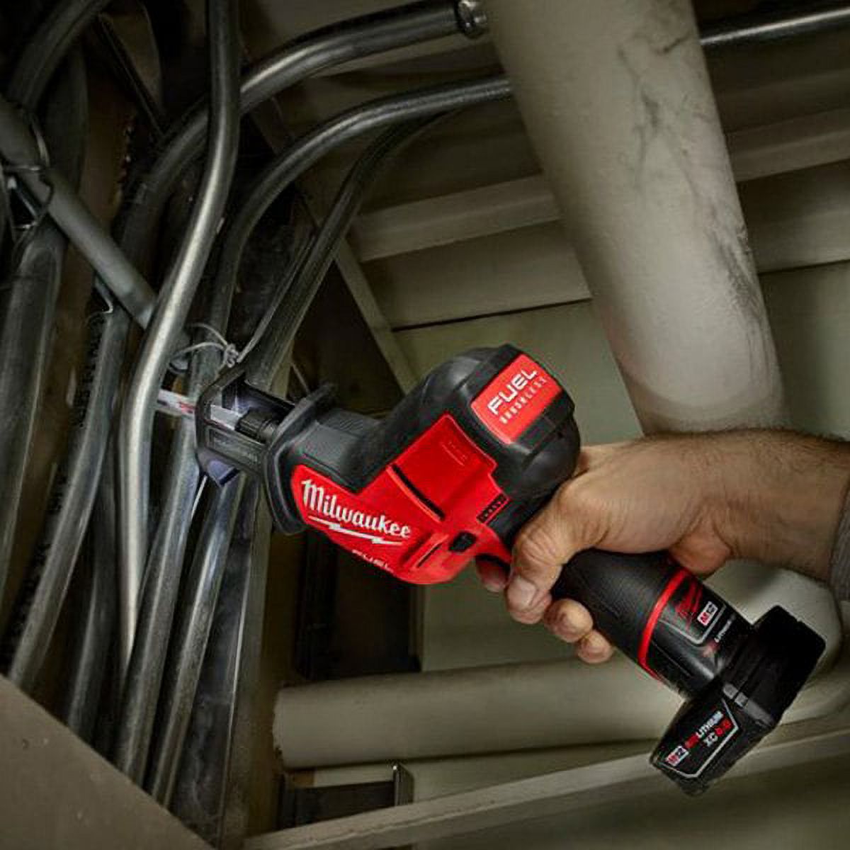 Milwaukee 2520-21XC - M12 Fuel Hackzall 5/8" 12V 4.0Ah Cordless Straight Handle Reciprocating Saw Kit